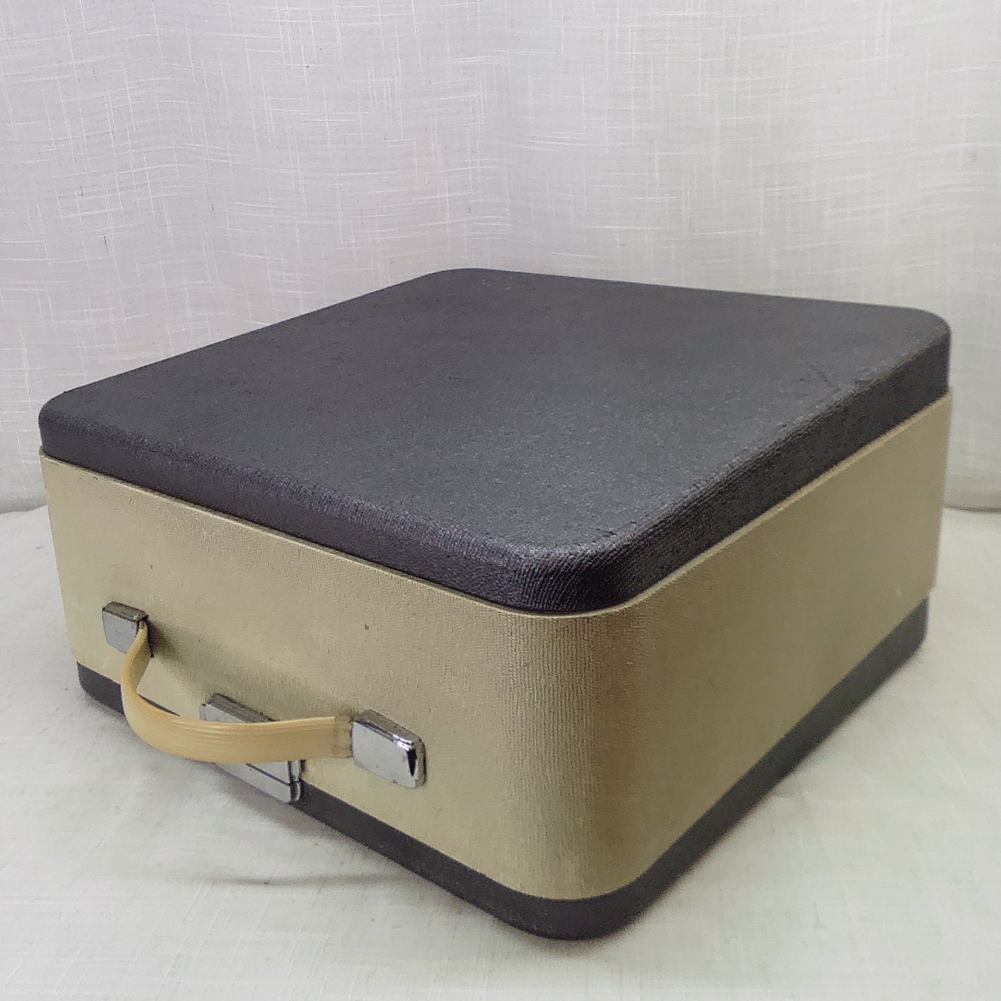 Olympia SM9 1964 - Italic Font Typewriter