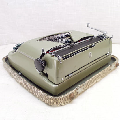 Erika Model 10 Typewriter 1959