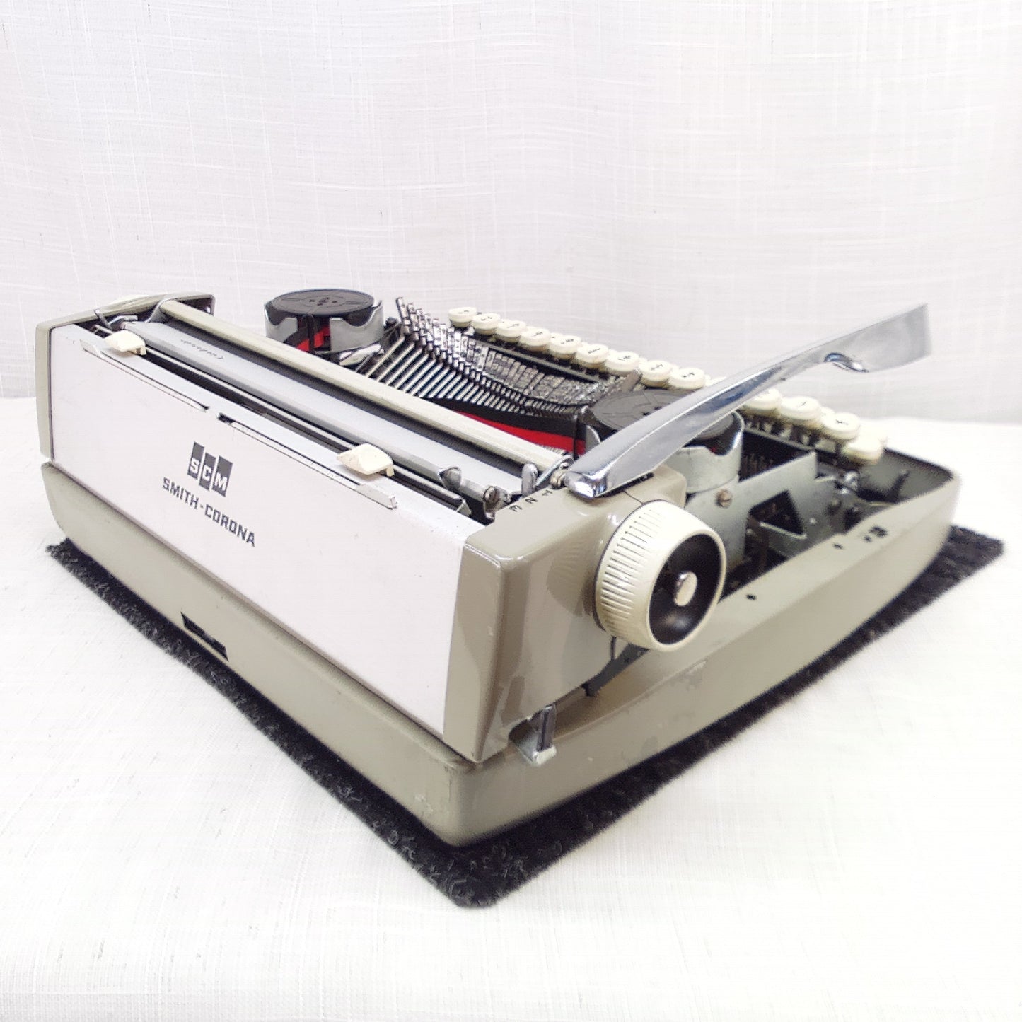 Smith-Corona Galaxie 1964 Topless Typewriter