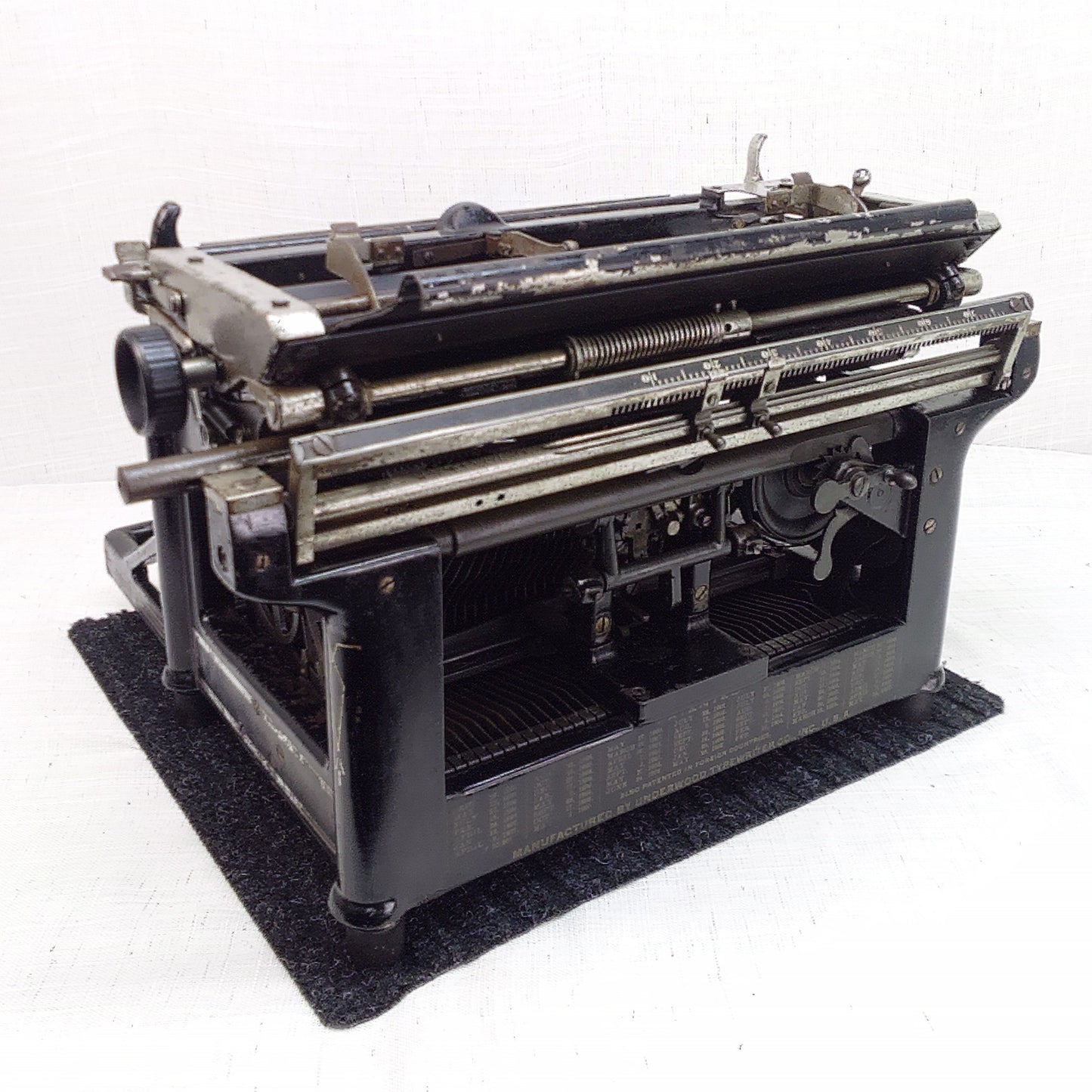 Vintage Typewriter - Underwood No. 4, 1909