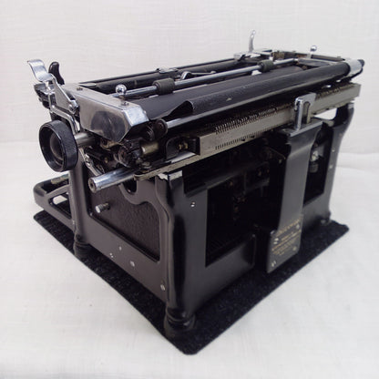 Underwood No. 6 Vintage Typewriter , 1936