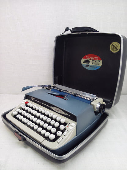 Smith-Corona Galaxie II, 1965 - Typewriter