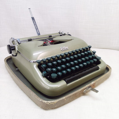 Erika Model 10 Typewriter 1959