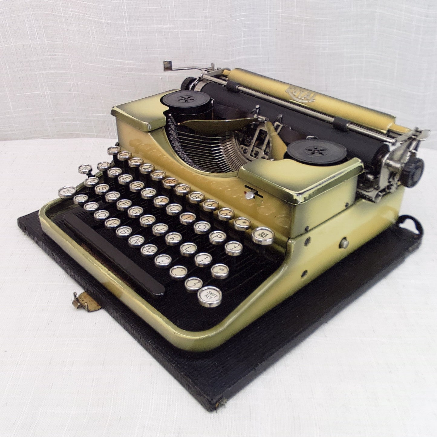 Royal Typewriter Model P Portable, 1929